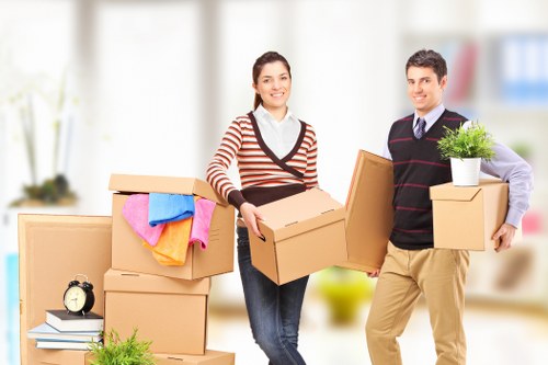 Croydon moving service supporting a flat or office move